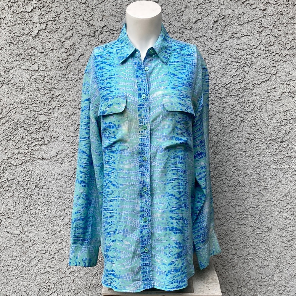 Equipment Femme Blue Snakeskin Button Down Blouse 100% Silk